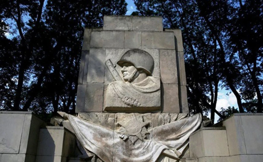 МИД РФ признал, что Красная армия не принесла Польше свободу