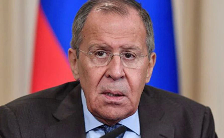 Аваков розповів, як Зеленський попросив Лаврова менше кивати головою