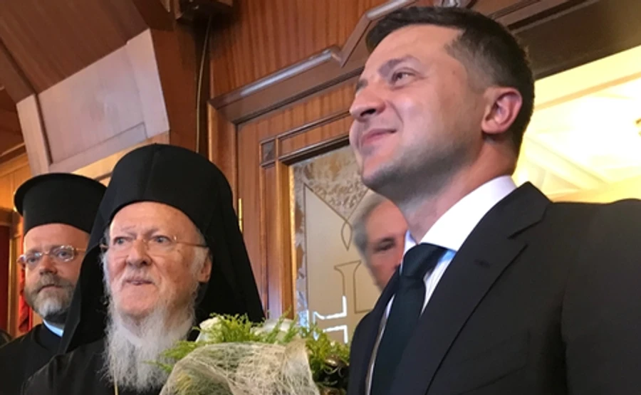 Зеленский встретился с Варфоломеем в Стамбуле