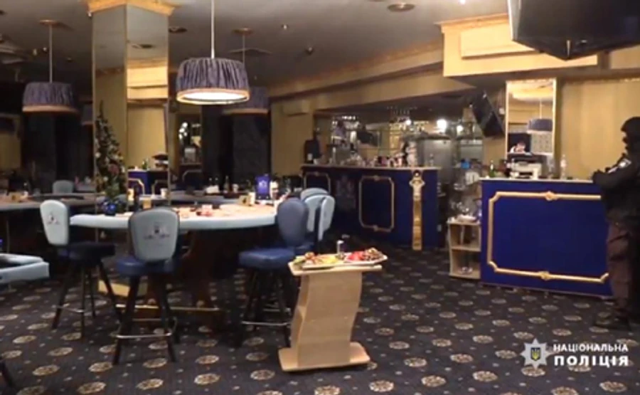 У центрі Києва накрили підпільне казино для еліти