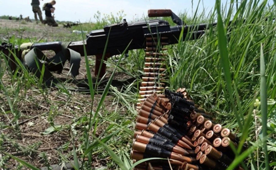 У неділю бойовики вели обстріли 27 разів: артилерія, БТР, зенітні установки