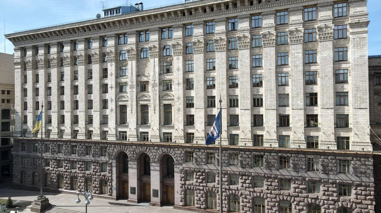 На честь Петриченка, Павличка та Юхновського: у Києві перейменували вулиці та проспекти