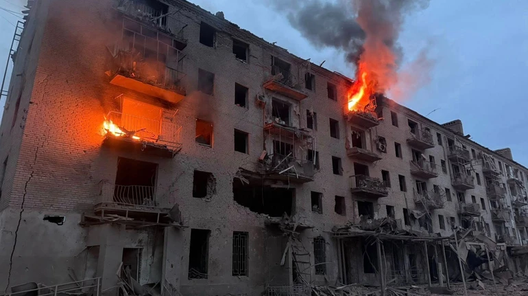 Росіяни вдарили ФАБами по Слов’янську: 3 постраждалих