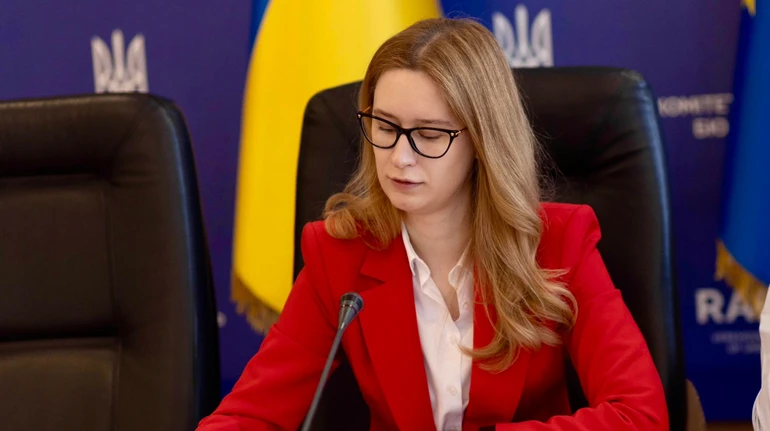 Бюджетний комітет рекомендував спрямовувати військовий збір на зарплати військовослужбовців