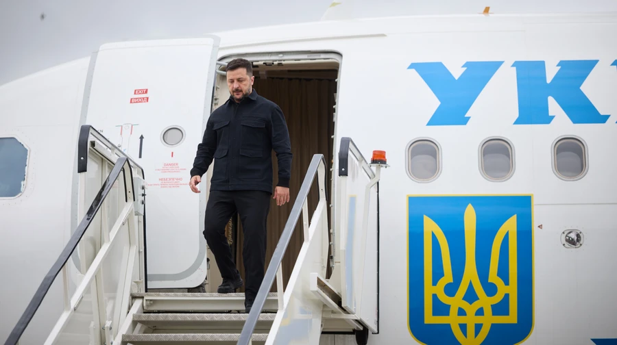 Зеленский прилетел в Ирландию