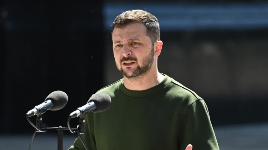 Zelenskyy: Russia launches 3,000 guided aerial bombs on Ukraine every month