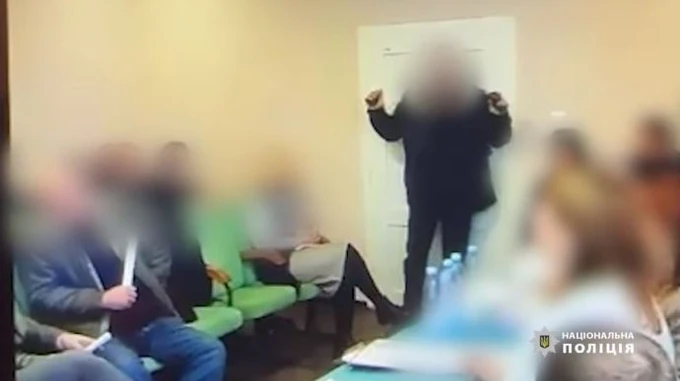 Депутату, который взорвал гранаты на сессии сельсовета, сообщили о подозрении