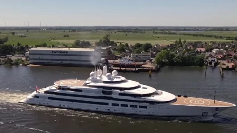 В Италии арестовали 140-метровую яхту Путина