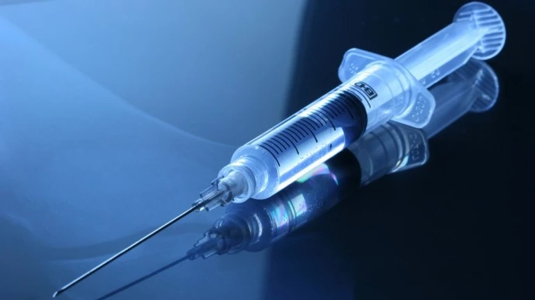 Масштабное исследование показало высокую эффективности ковид-вакцин