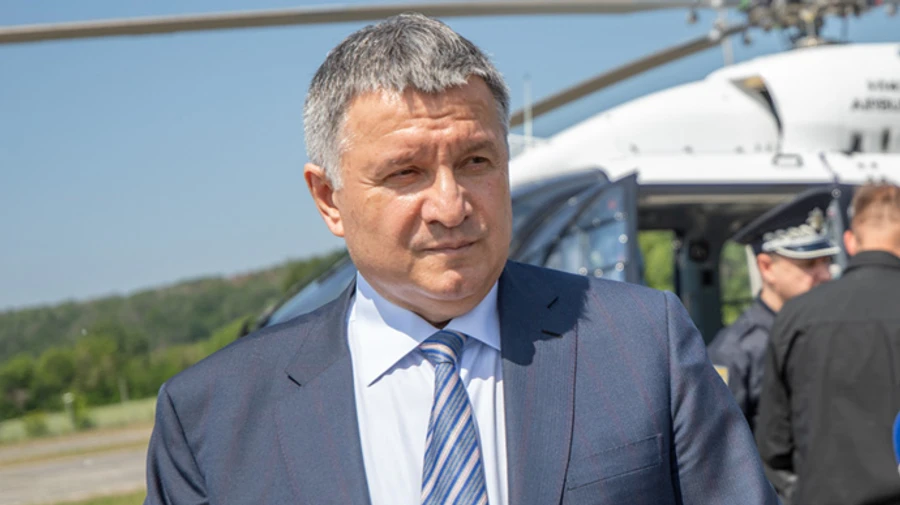 Уряд можуть відправити у відставку, щоб позбутись Авакова 