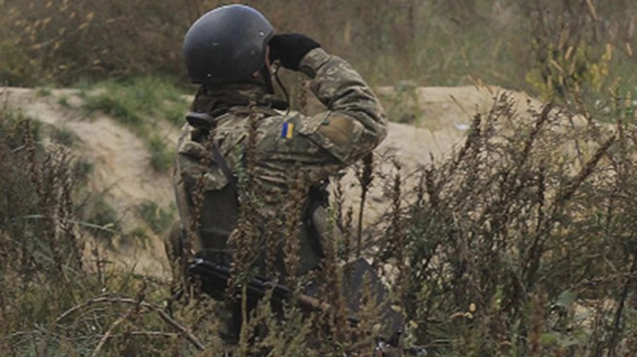 На Донбасі противник двічі відкривав вогонь і випробував долю з безпілотником