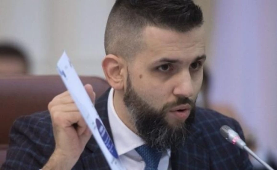 ОП хочет упростить увольнение госслужащих – Нефедов