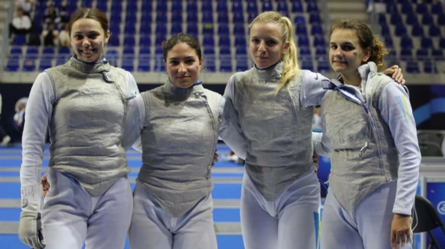 Ukraine defeats Russia and reaches World Fencing Championships top eight for first time since 2013