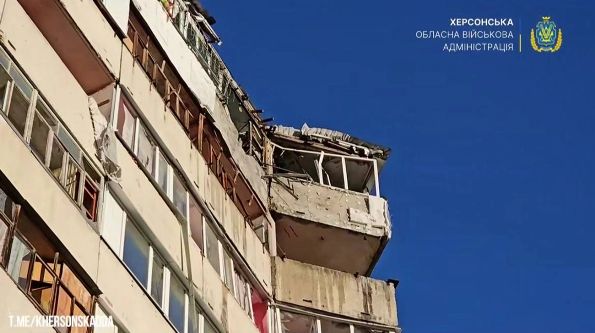 Russian attacks on first day of year kill one and injure two in Kherson and Kharkiv