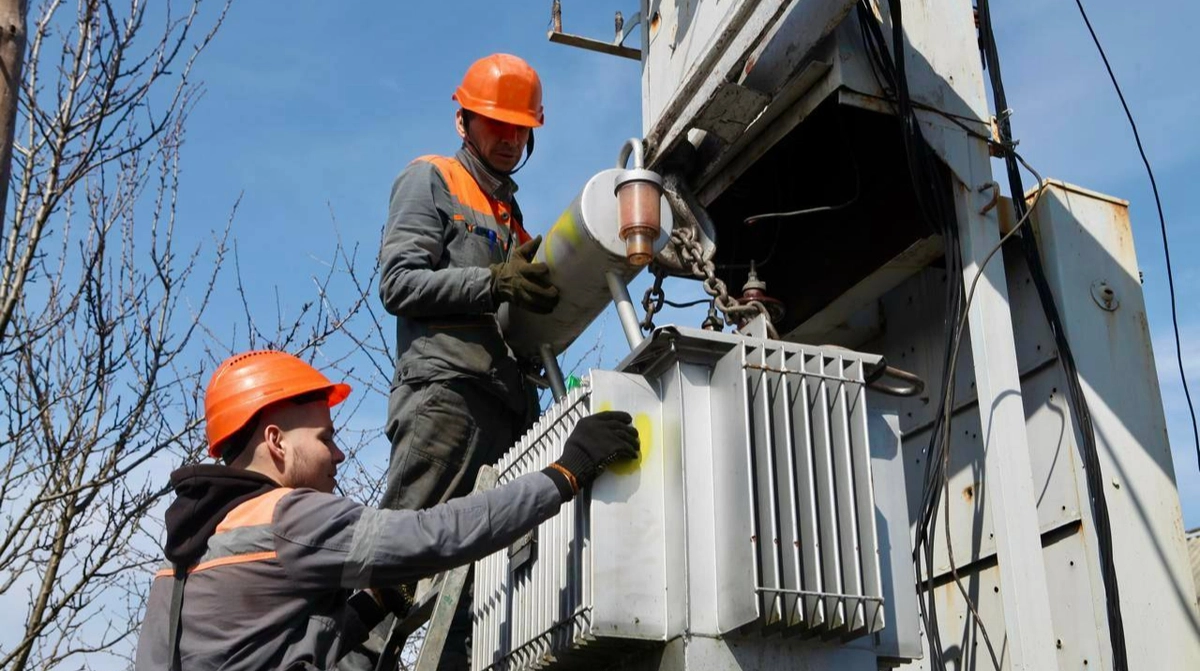 Around 500 buildings in Kyiv still without heating after Russian strikes