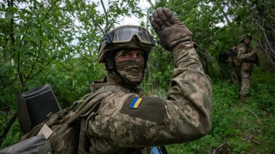 Russia steps up assaults on Siversk front and uses chemical weapons