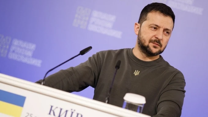 Зеленский подписал изменения в закон о нацменьшинствах