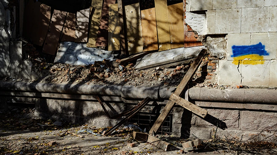 Russian forces hit Kherson city centre: 3 civilians injured