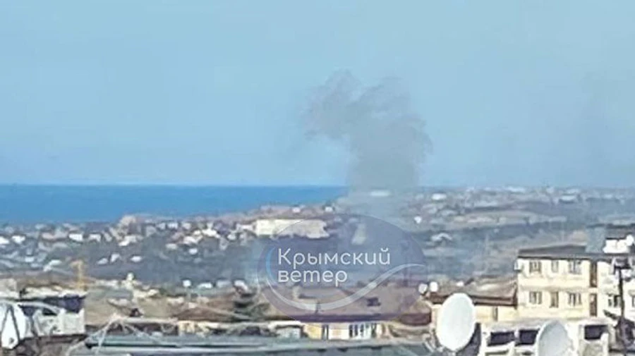 Air-raid siren sounds in Sevastopol, Russians close Crimean Bridge again and report air defence work