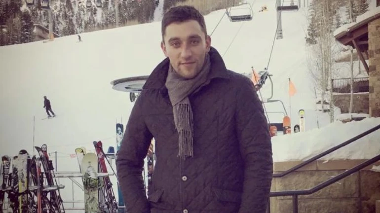 Поки син Пєскова воював в Україні, його Tesla отримувала штрафи в Москві – росЗМІ