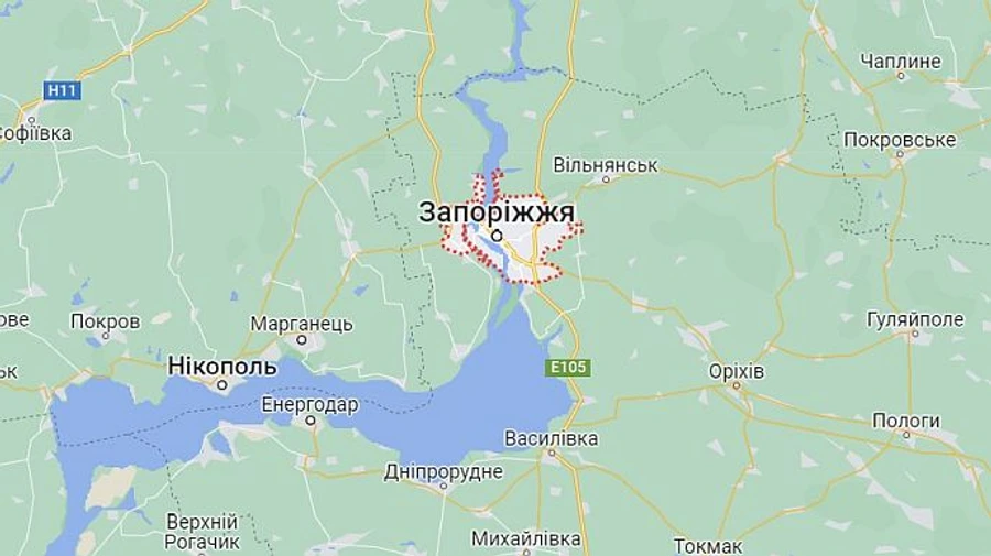 Russians attack Zaporizhzhia again; infrastructure damaged