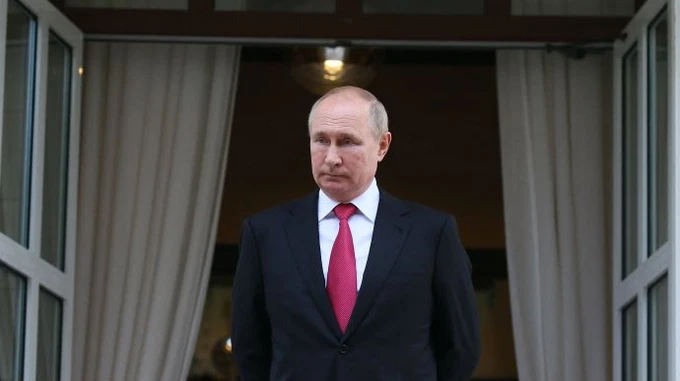 В ожидании обращения Путина его граждане гуглили, как уехать из России