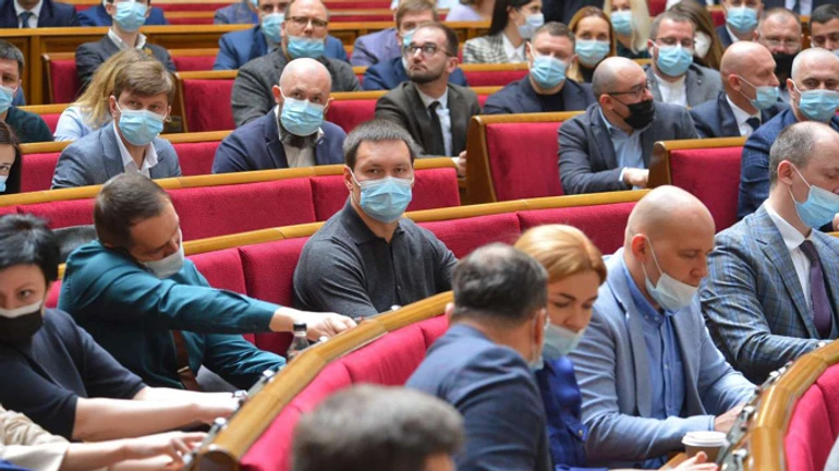 Рейтинг партий: в Раду прошли бы 4 политсилы