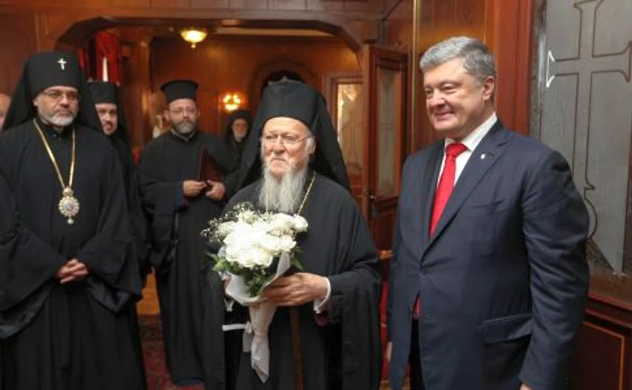 Текст угоди з Константинополем: про що домовилися Порошенко й Варфоломій
