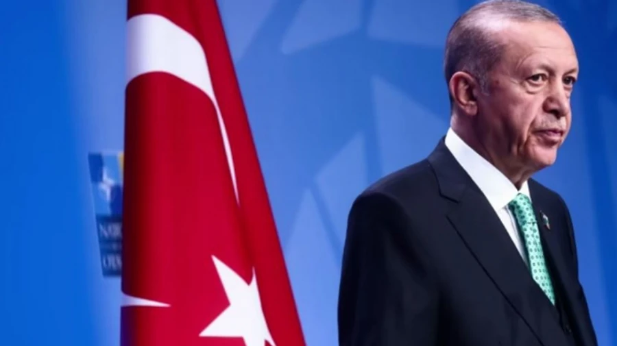 NATO secretary general calls Turkish president to discuss peace guarantees and Türkiye's role in Black Sea