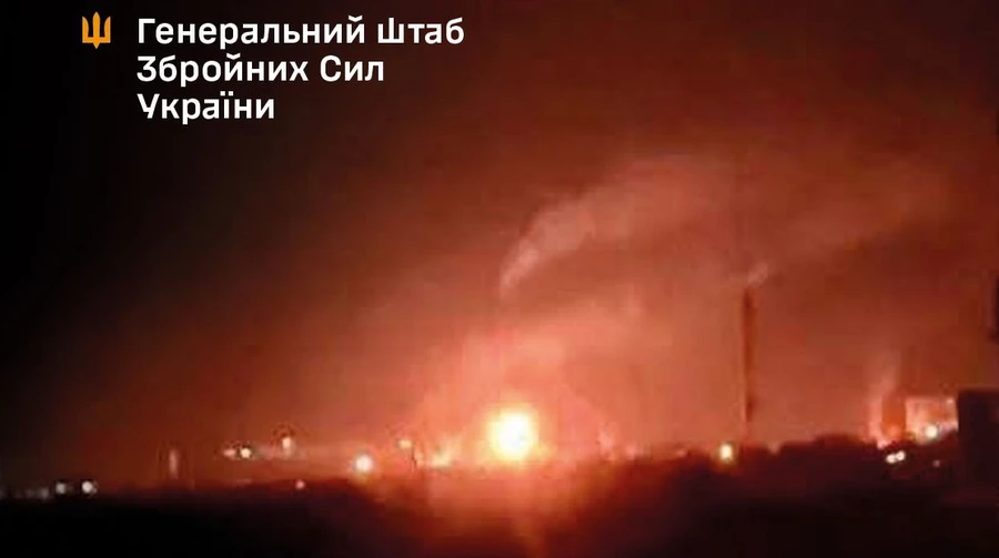 Генштаб підтвердив ураження Саратовського НПЗ у Росії і ще кількох об'єктів ворога
