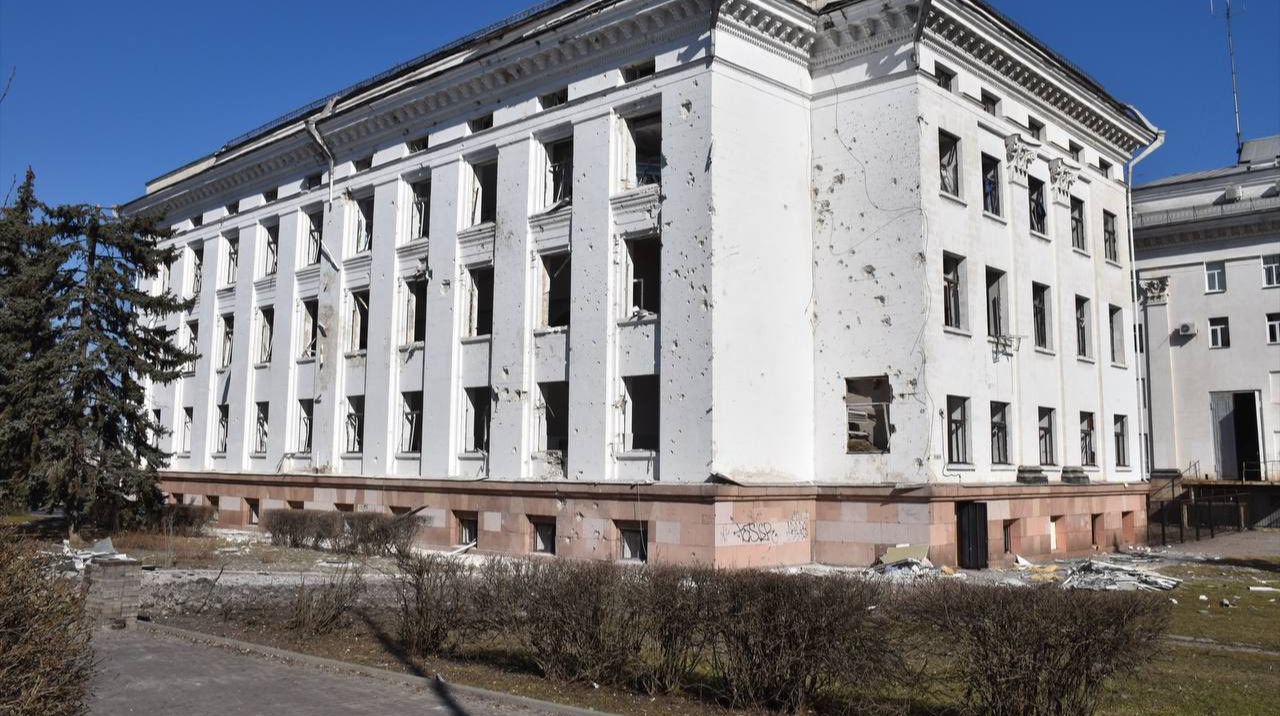 Russia drops four aerial bombs on Kramatorsk, one hits residential building