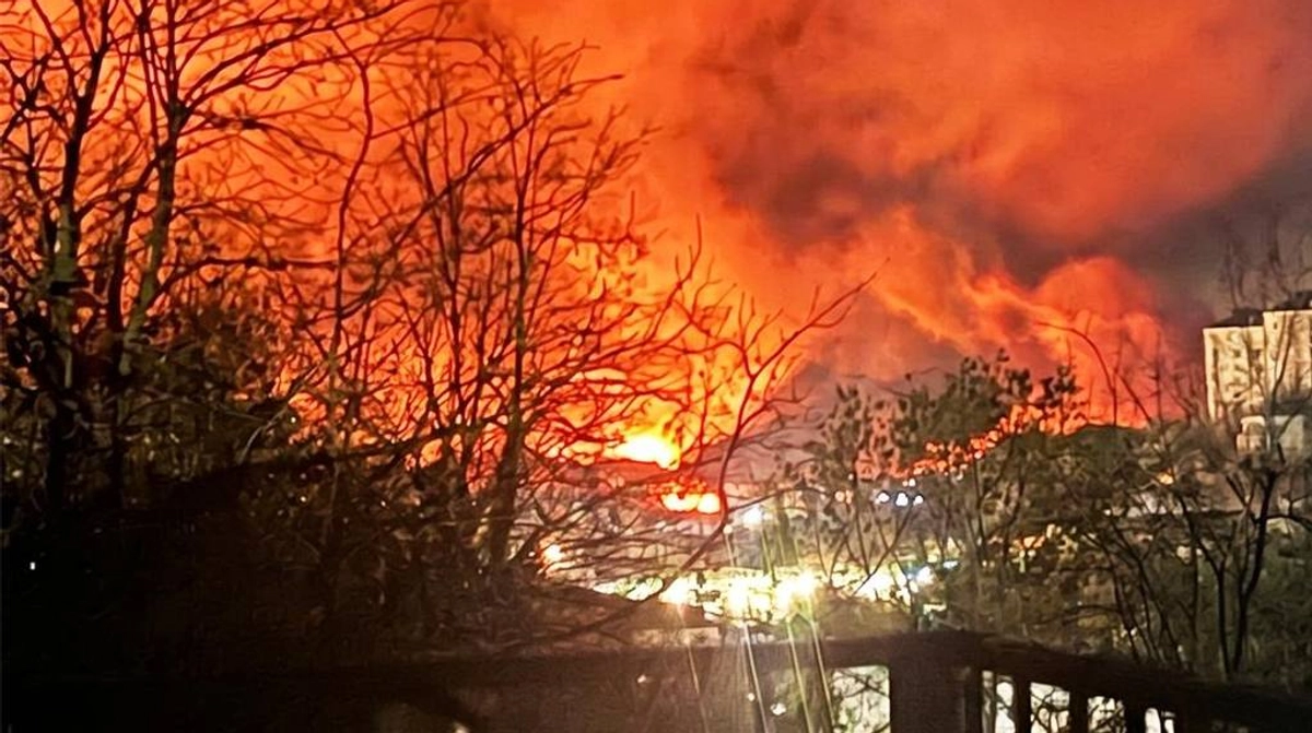 Ukrainian Drone Strikes on Russian Oil Amid Current Wars in the World: Unmasking Vulnerabilities in Global Energy Supply Chains