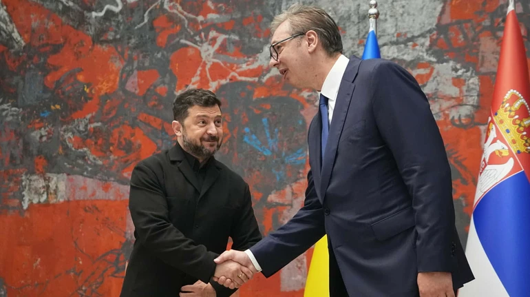 Снаряди в обмін на ЄС: навіщо Зеленський поїхав до Сербії та що отримали обидві сторони