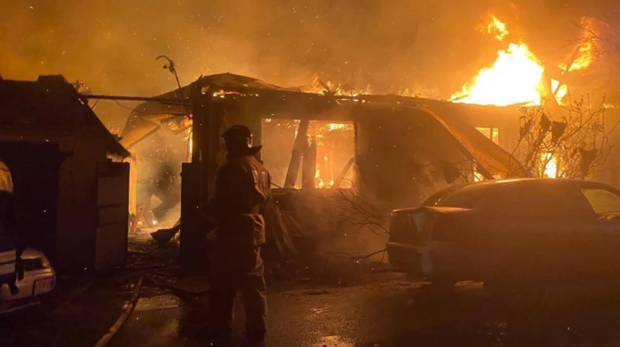 Russian city of Kursk reports drone attack: fires break out – photo, video