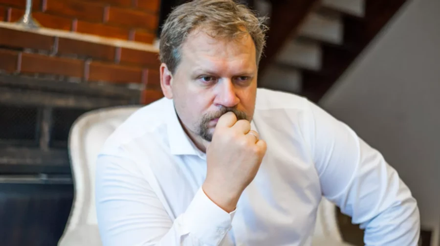 Ведучого Антимайдану, який переїхав до РФ, судитимуть за держзраду і виправдовування агресії