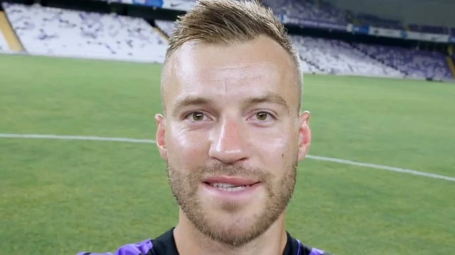 Ярмоленко перешел в клуб из ОАЭ, возглавляемый Ребровым