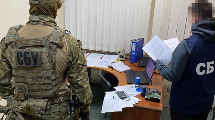 Фейкова міськрада і співпраця з Шарієм: у Хмельницькому СБУ проводить обшуки в агентів Кремля