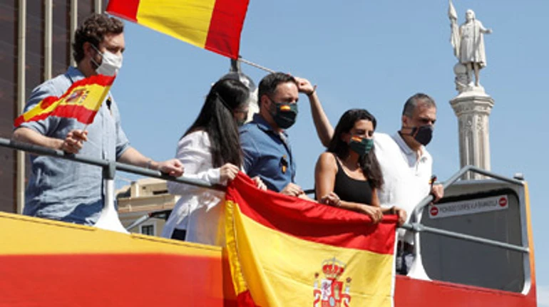 Кипр, Испания и Израиль. Три истории украинцев на карантине