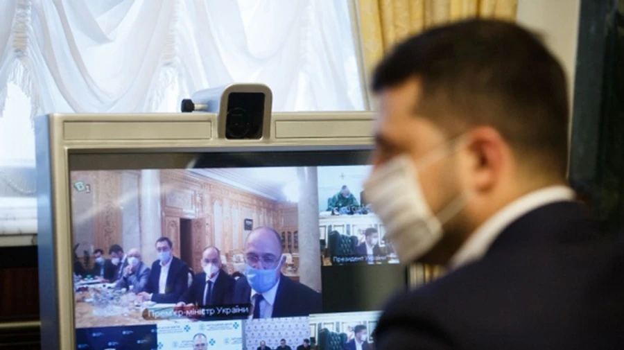 З понеділка в Україні працюватиме транспорт і дитсадочки – Зеленський