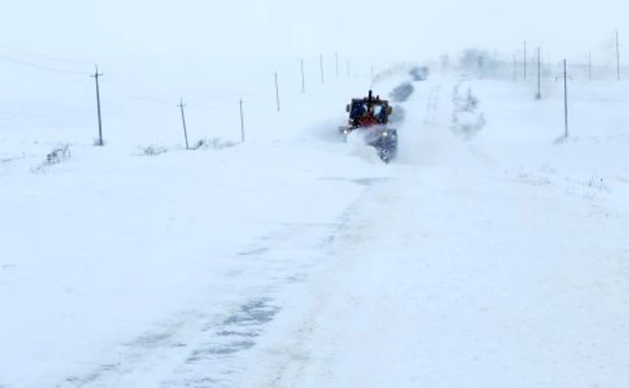 До 9 січня прогнозують хуртовини, замети, ожеледь і лавини