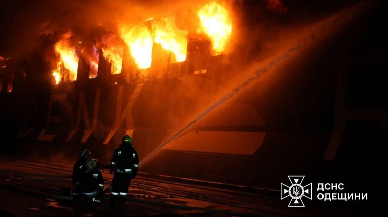 Через атаки РФ на цивільні судна судновласники купують додаткові страховки – ЗМІ