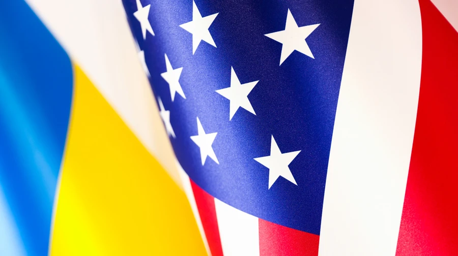 Більшість українців вважають, що США тиснуть на Україну для поступок РФ – опитування