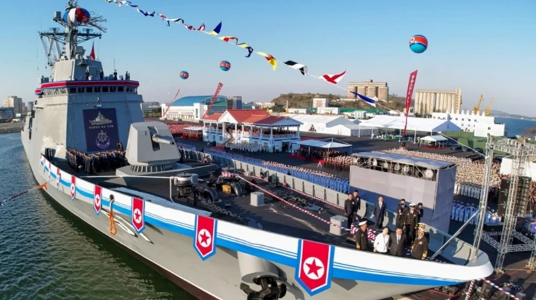 На очах у Кім Чен Ина під час спуску на воду пошкодили новий есмінець КНДР