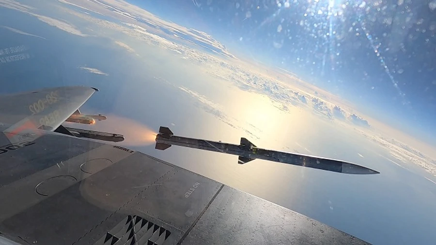 Пентагон замовив для України ракети AMRAAM