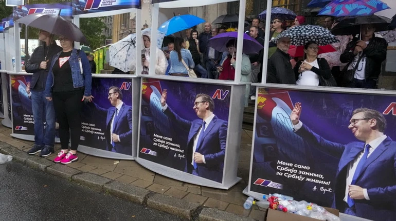 Сербия меряется митингами: что угрожает власти пророссийского президента Вучича