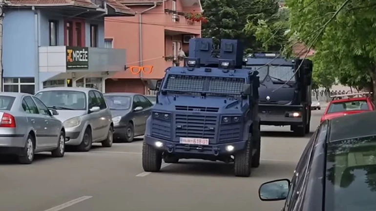 Сербия привела армию в состояние наивысшей боеготовности из-за напряжения в Косове