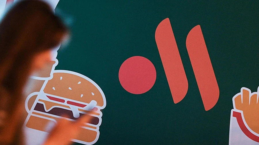 В России хотят ввести сбор с посетителей ресторанов на войну в Украине