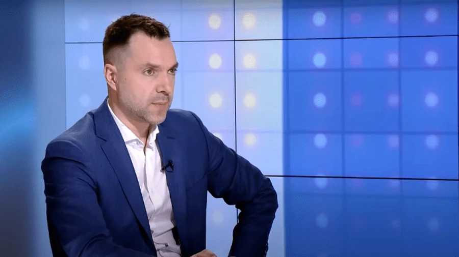 Арестович о переносе переговоров ТКГ из Минска: Возможно, будет что-то вроде Швеции