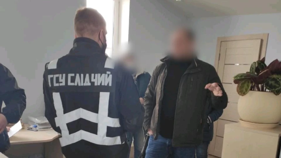 Росіянин завіз в Україну понад 600 залізничних вагонів в обхід санкцій