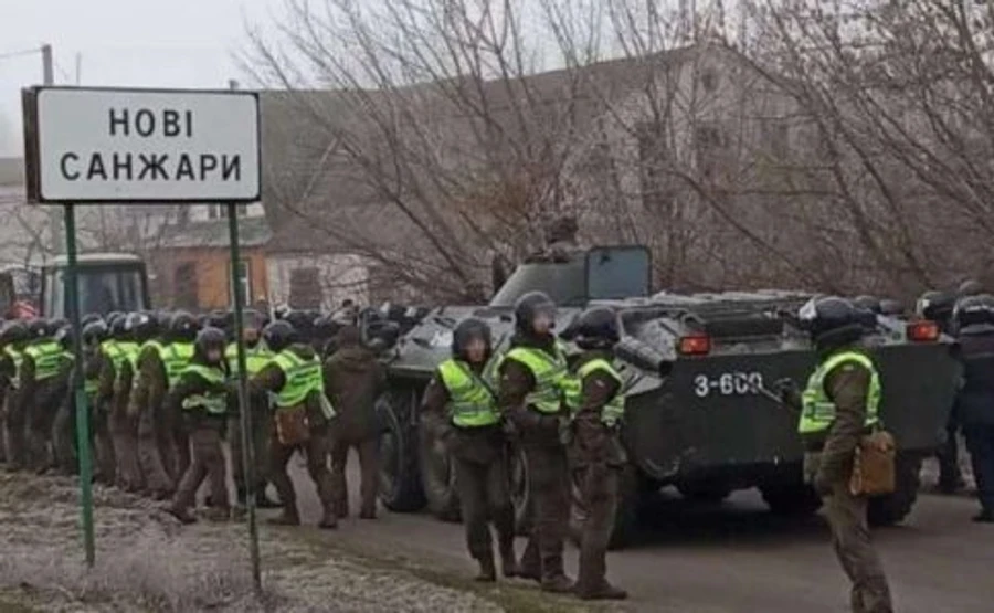 Нові Санжари: після проведення тестів у евакуйованих коронавірусу не знайшли - штаб